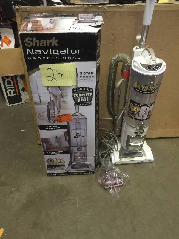 lot 24 image: Shark Navigator Professional Bagless Upright Vacuum Cleaner used tested works