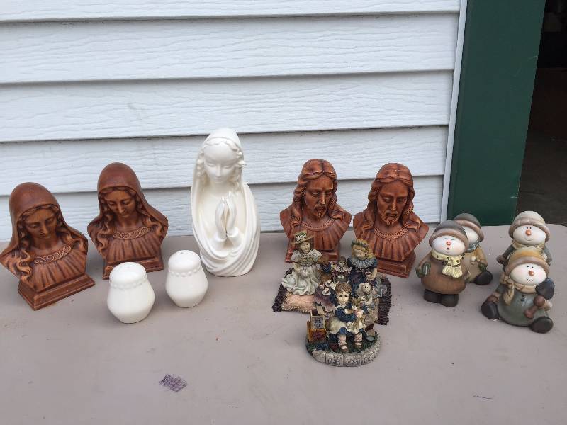 Lot of Glass Figures