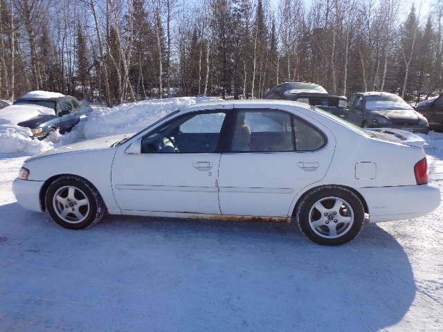 2000 Nissan Altima
