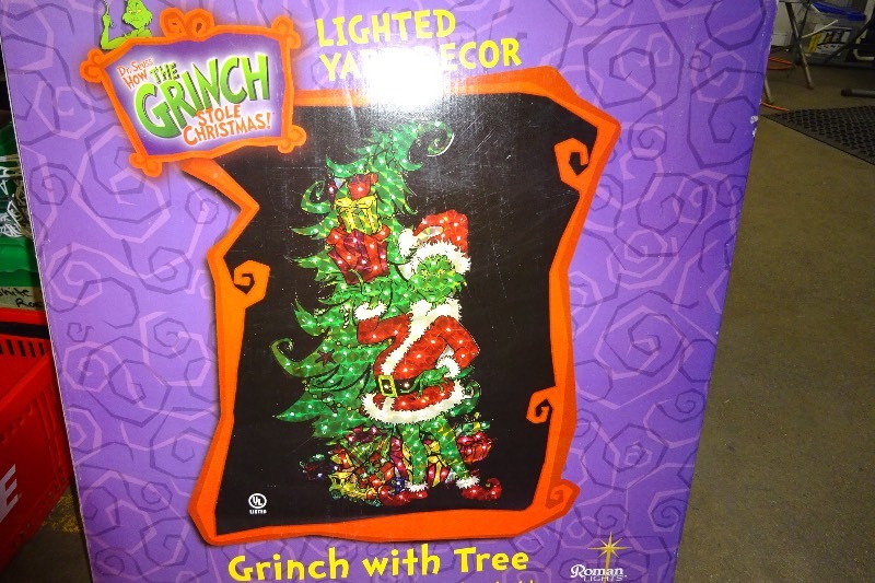 Dr Seuss The Grinch Stold Christmas Lighted Yard D�cor
