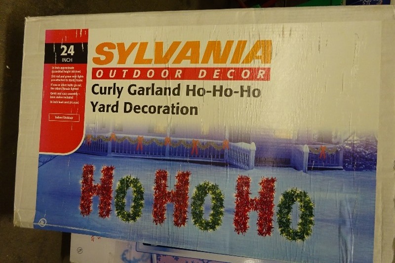 Sylvania Outdoor D�cor