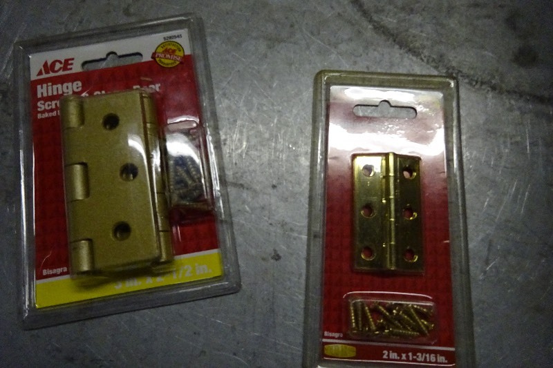 Variety of hinges