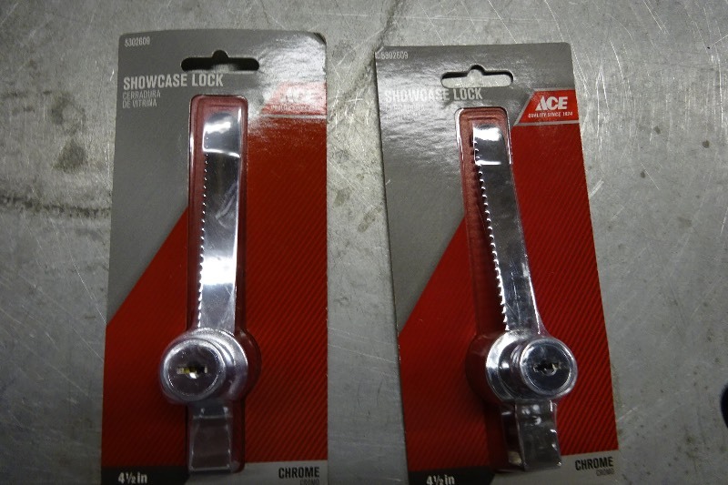 2 showcase locks