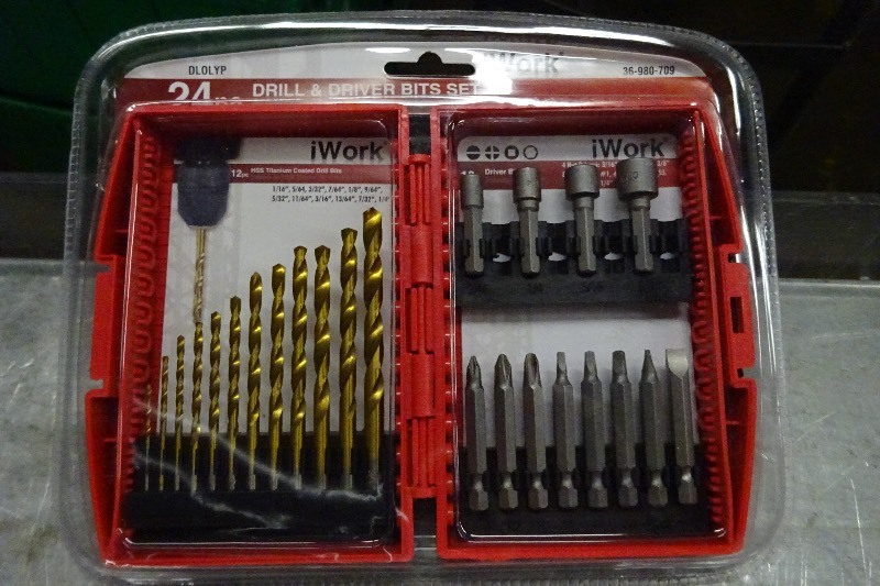I work 24 pc drill and driver bit set