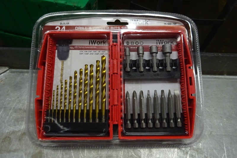 I work 24 pc drill and driver bit set