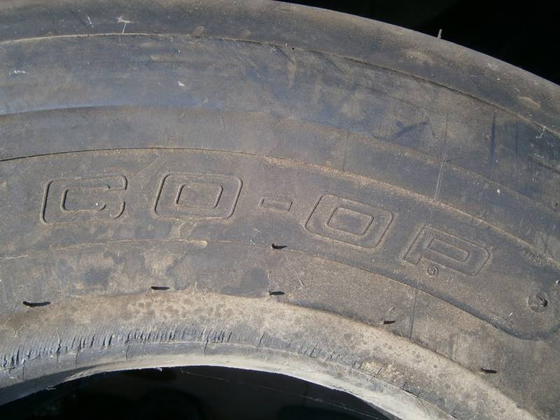 lot 9 image: 7.50-16 Implement Tires