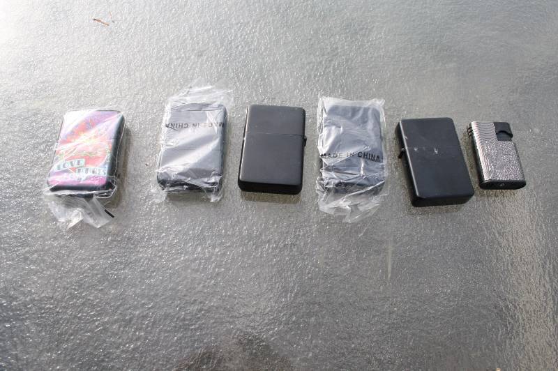 Lot of 6 zippo style lighters