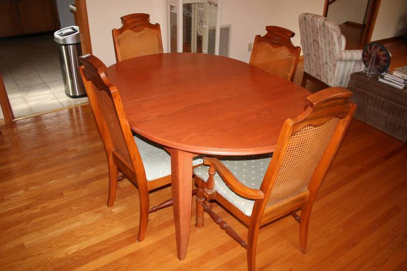 Dining Room Table and Chair