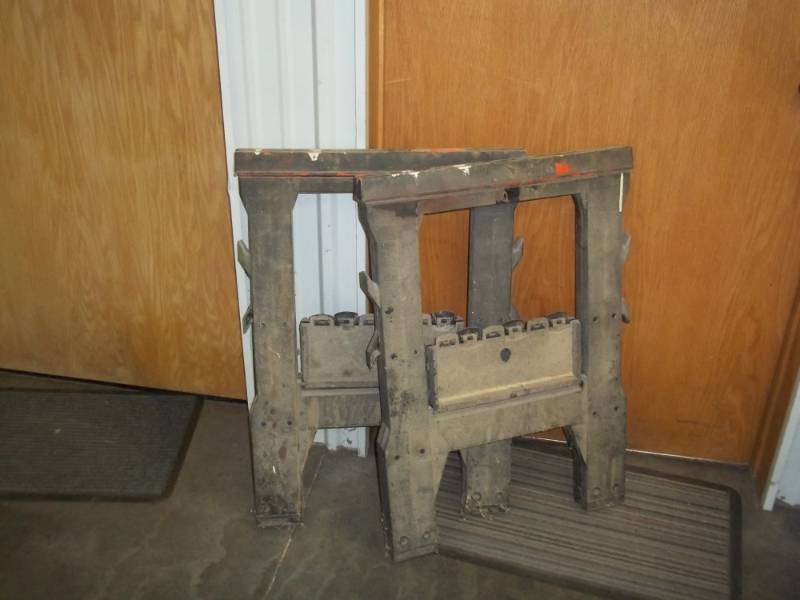 lot 30 image: pair of folding saw horses plastic