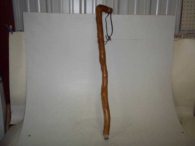 lot 86 image: walking stick