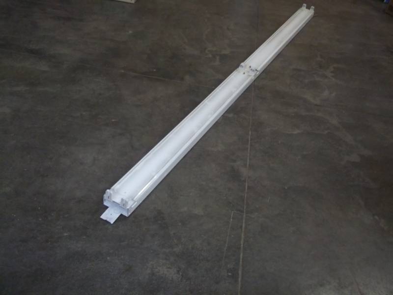 lot 114 image: Used 8 Florescent Light uses 4 - 4 T-8 Bulbs Ballast been changed to T-8
