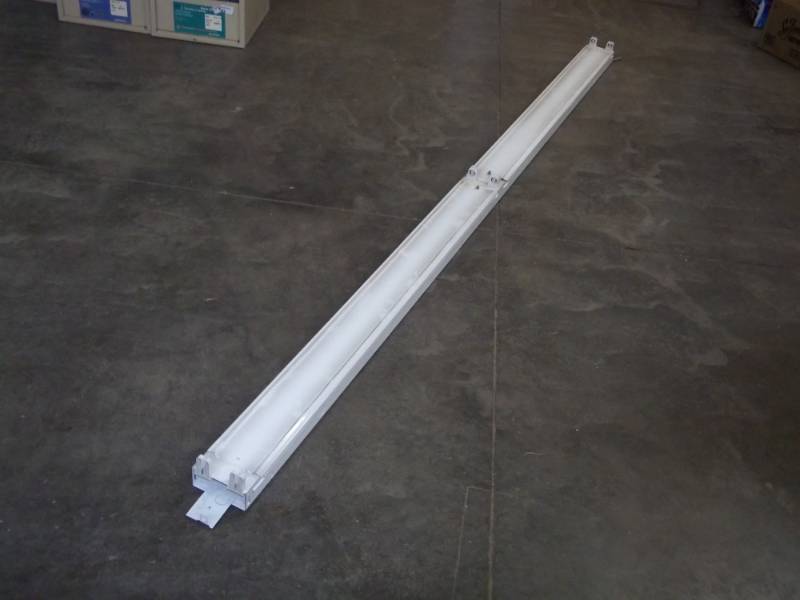 lot 130 image: Used 8 Florescent Light uses 4 - 4 T-8 Bulbs Ballast been changed to T-8