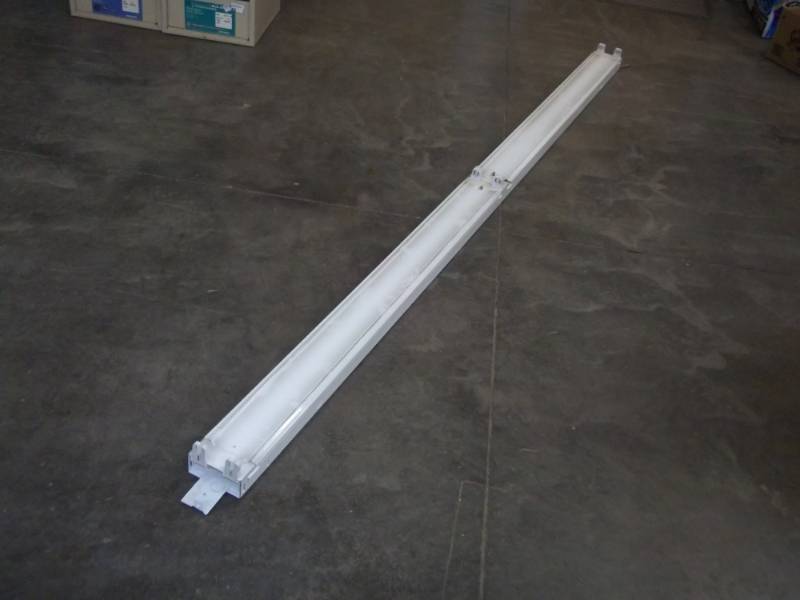 lot 131 image: Used 8 Florescent Light uses 4 - 4 T-8 Bulbs Ballast been changed to T-8