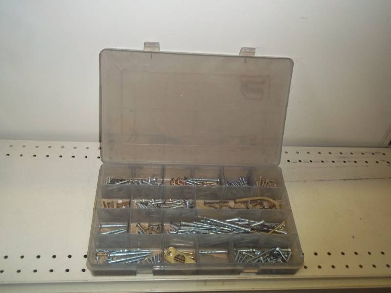 lot 148 image: plastic dividers container wassorted hardware, wood screws