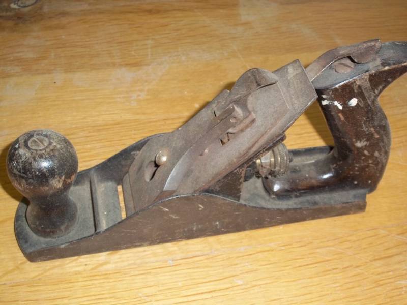 lot 163 image: 9 wood plane