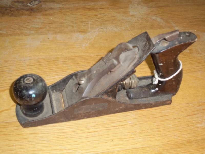lot 164 image: 9 wood plane