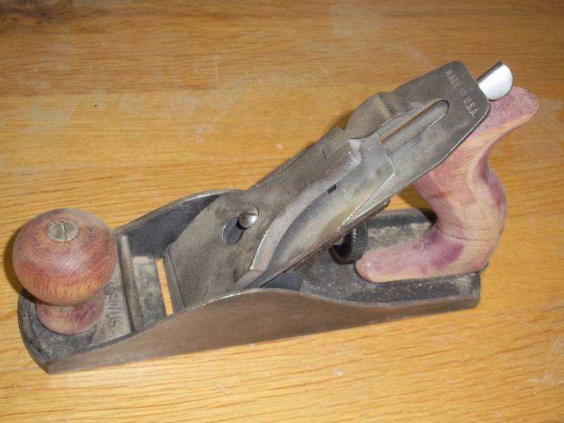 lot 166 image: 9 wood plane