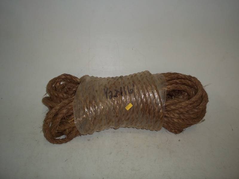 lot 186 image: hemp rope 12 x 116
