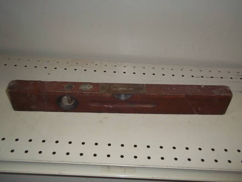 lot 221 image: vintage stanly no.104 18 wood level