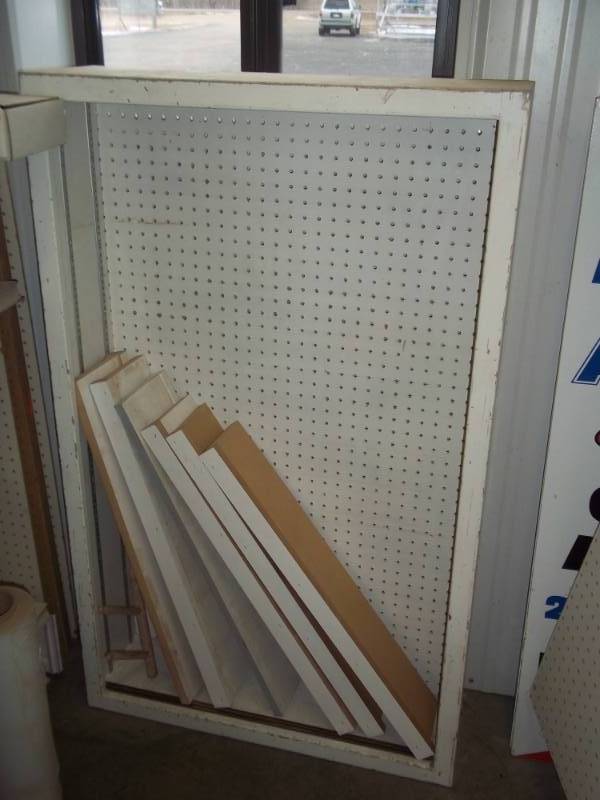 lot 271 image: cabinet wpeg board and 6 shelves 30w x 4t x 9d and 4x3 peg board