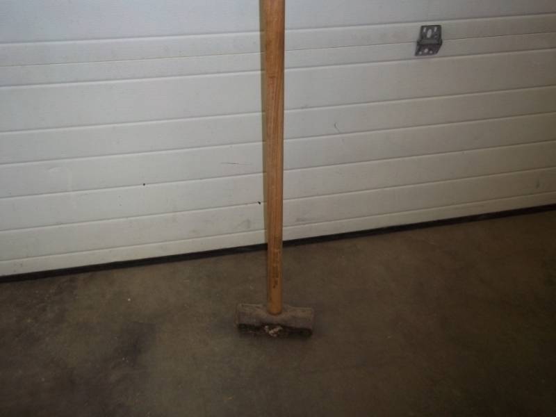 lot 278 image: sledge hammer 18lbs