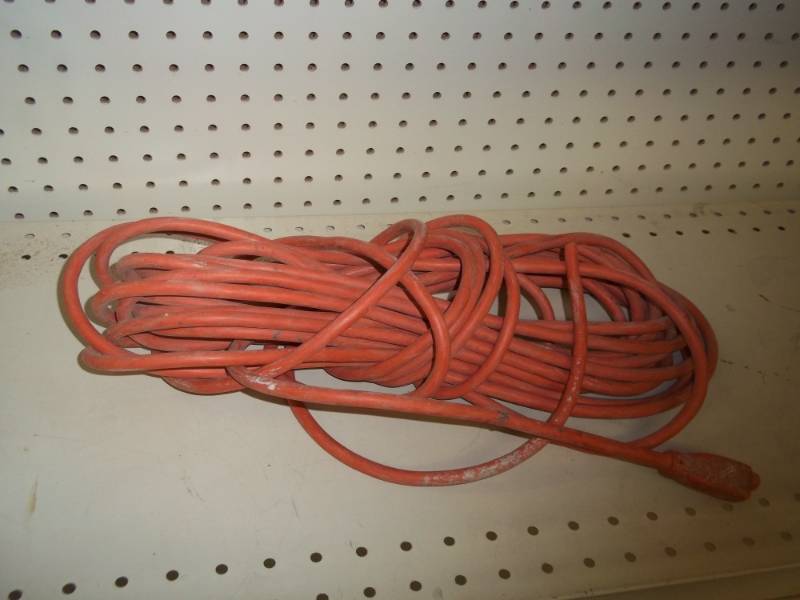 lot 292 image: extension cord missing male end