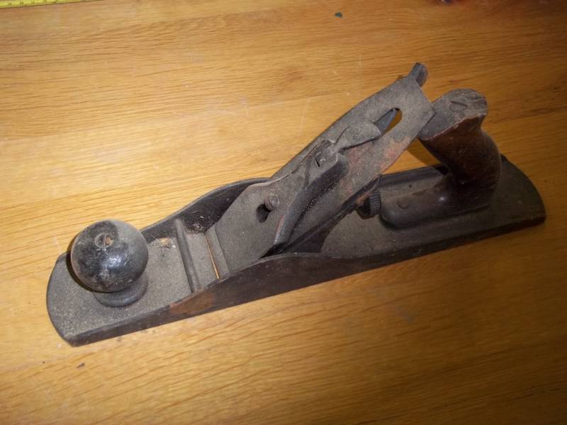 lot 311 image: vintage 14 wood plane