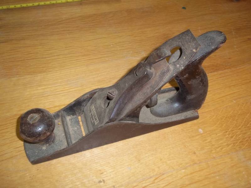 lot 313 image: vintage 9 sargent vrm wood plane