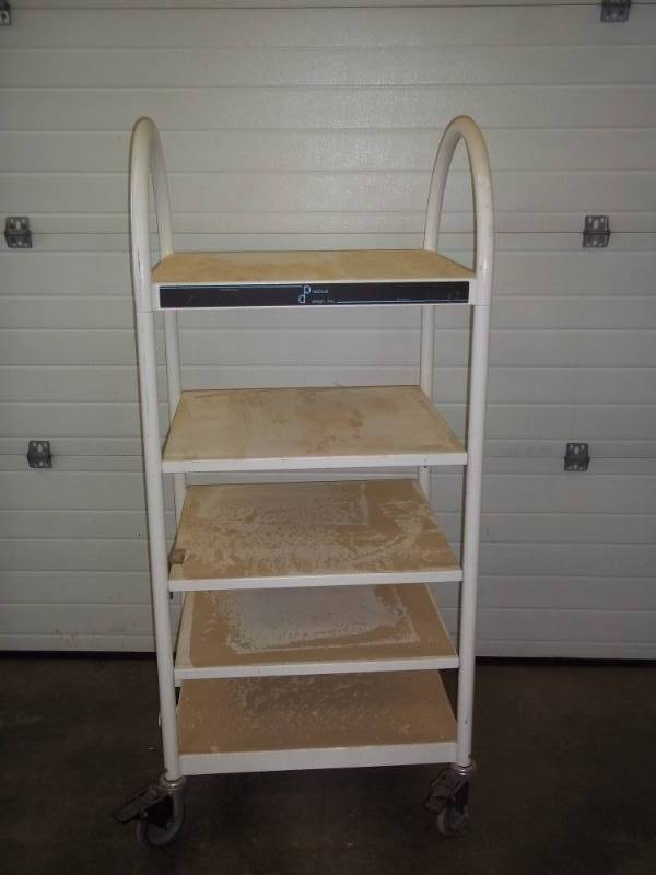 lot 320 image: Rolling Cart 22 x 24 x 4 High