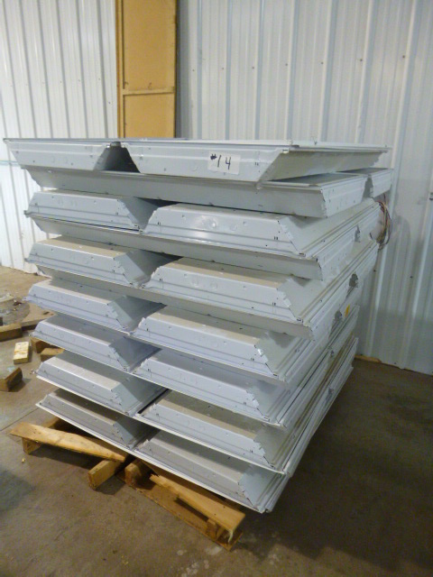 26 Fluorescent 3 Bulb Light Fixtures