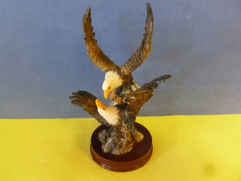 lot 35 image: Eagle Decoration