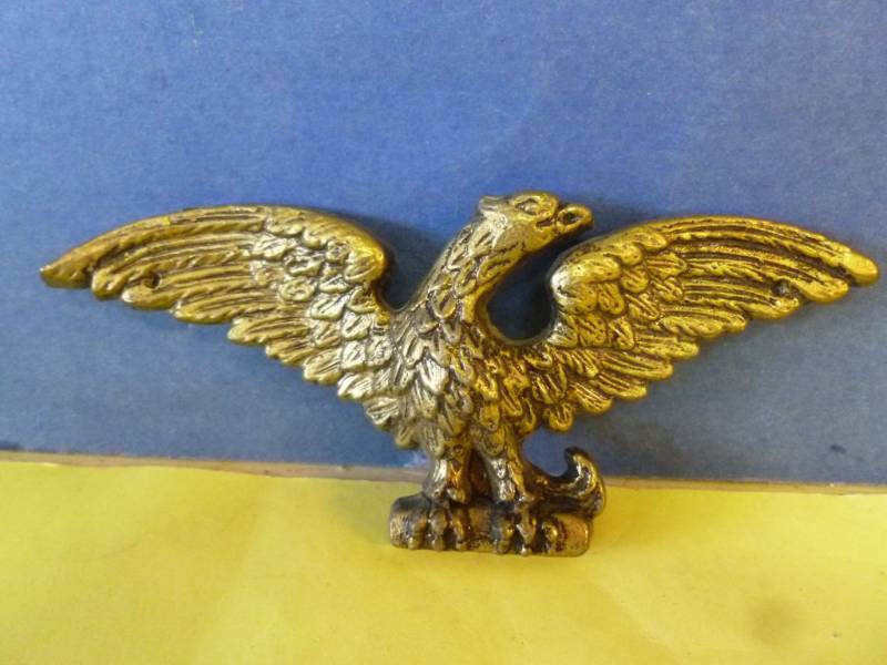lot 45 image: Eagle Decoration