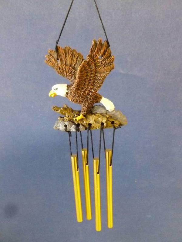 lot 49 image: Eagle Decoration