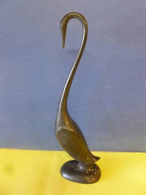 lot 63 image: Decorative