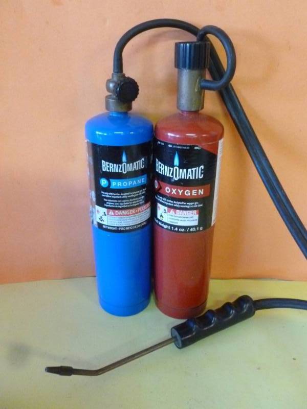 lot 88 image: Soldering Torch Assembly