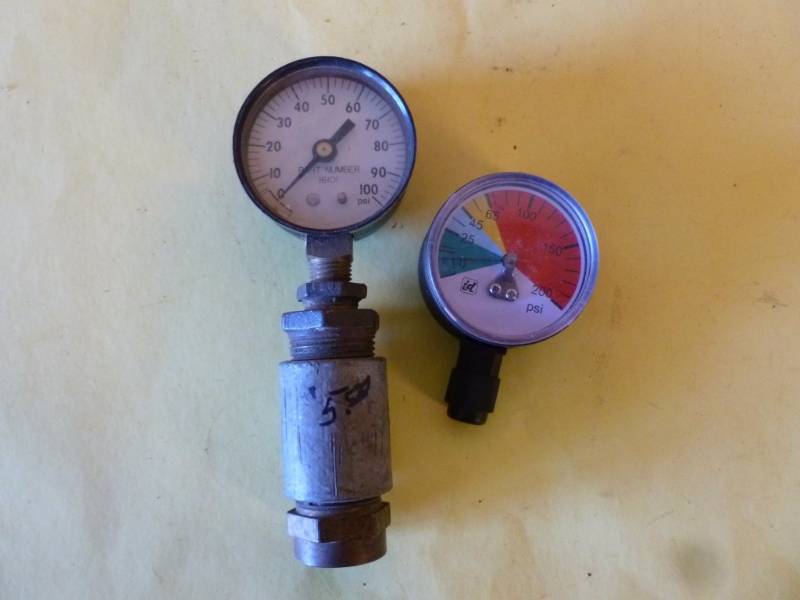 lot 96 image: Pressure Gauge