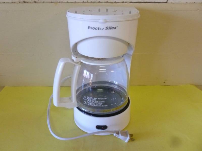 lot 122 image: Coffee Pot