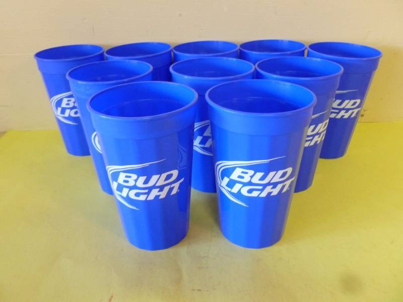 lot 131 image: Beer Cups