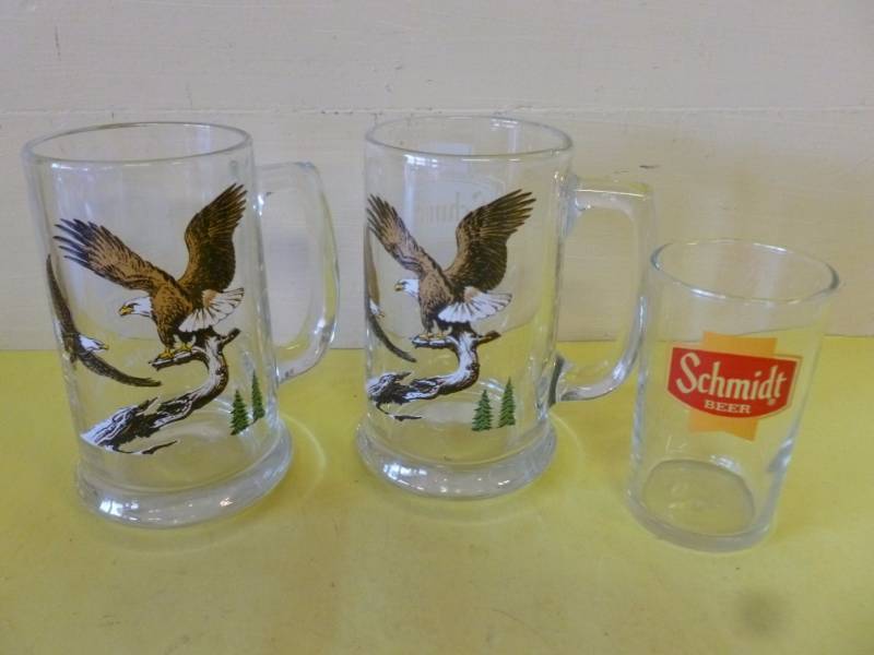 lot 132 image: Schmidt Beer