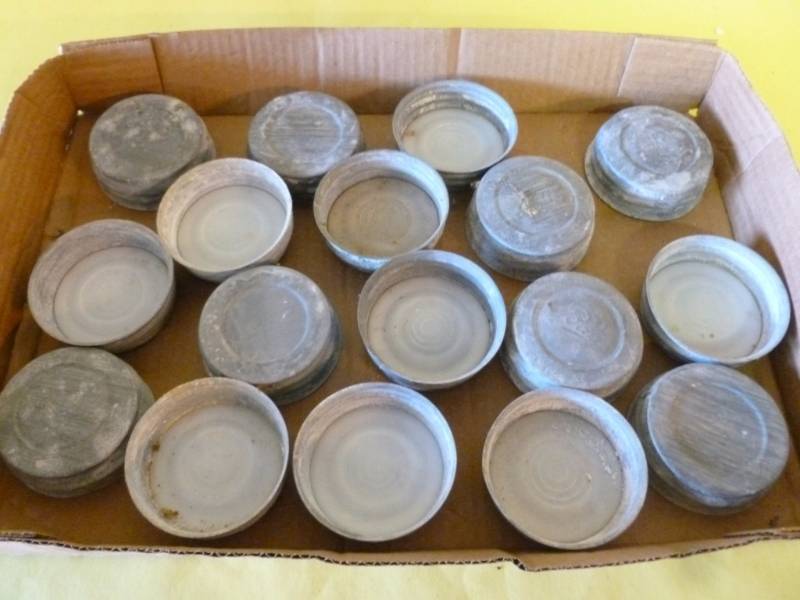 lot 134 image: Vintage Canning Lids