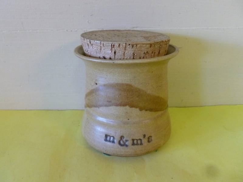 lot 137 image: Kitchen