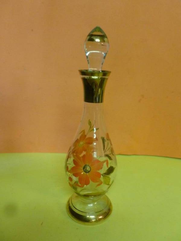 lot 193 image: Liquor Decanter