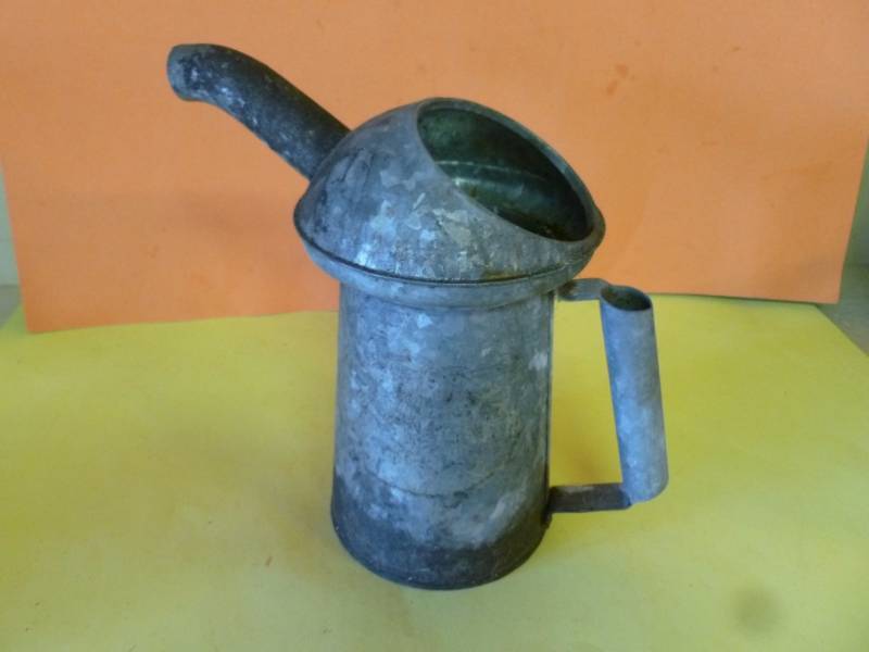 lot 203 image: Vintage Oil Can