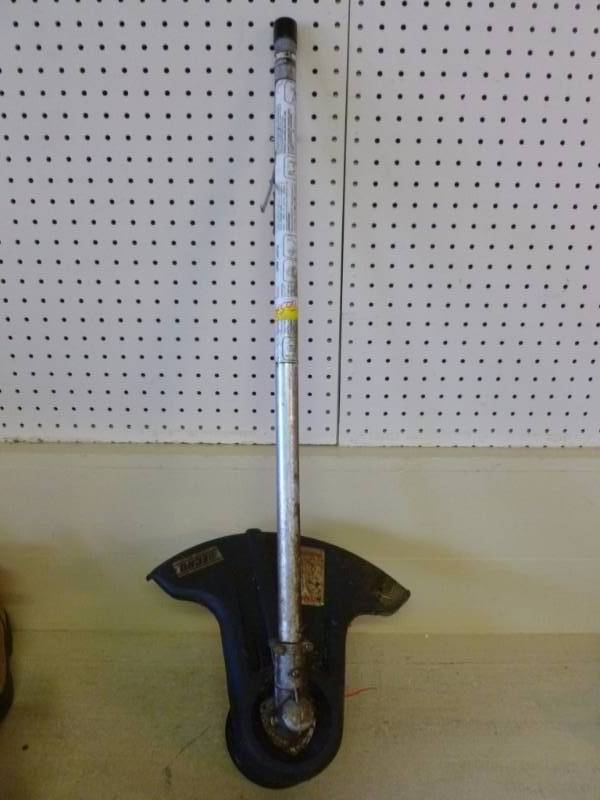 lot 246 image: Echo Trimmer Item