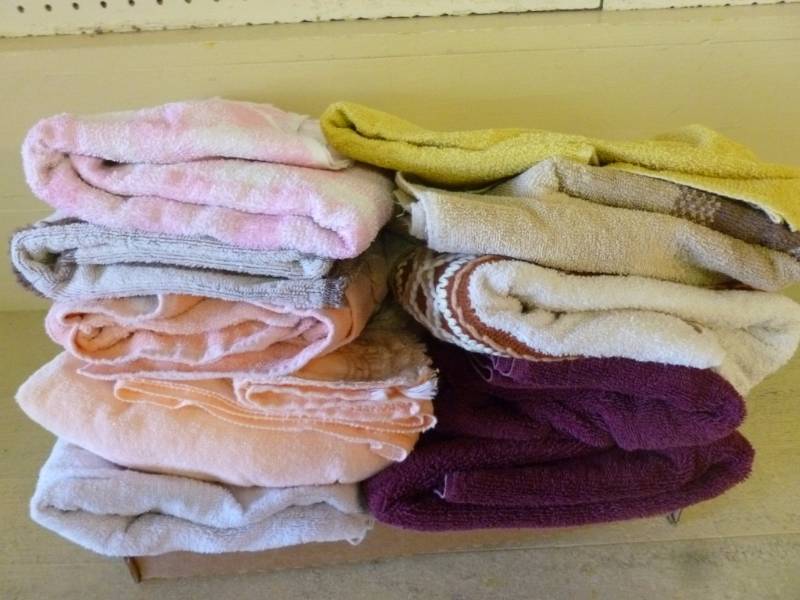 lot 280 image: Bath Towels