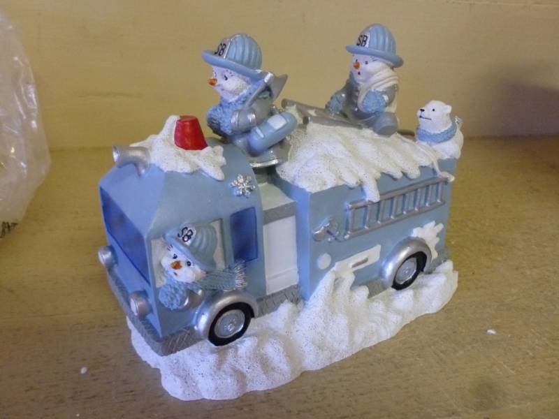 lot 300 image: Holiday House