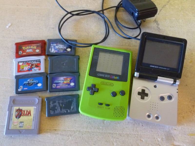 lot 312 image: Nintendo Gameboy