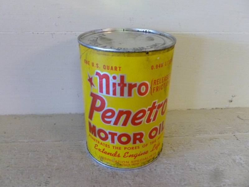 lot 325 image: Vintage Oil Can