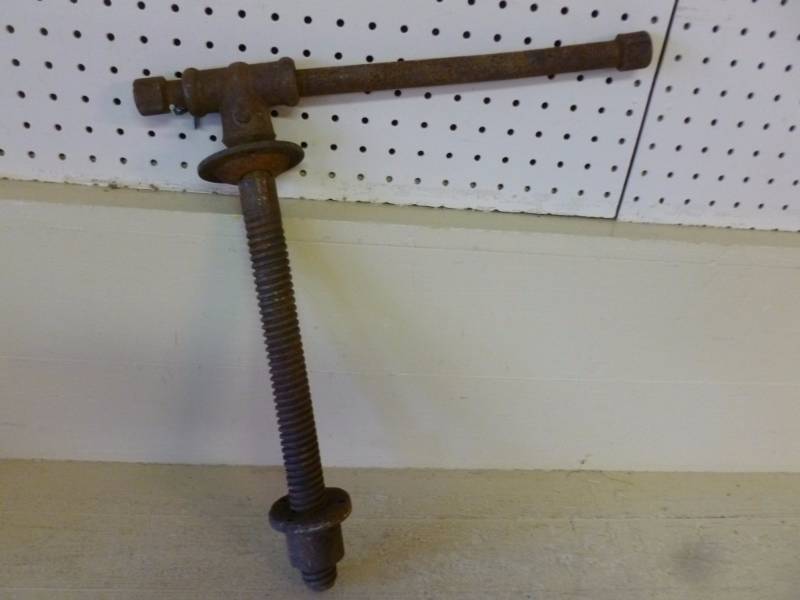 lot 353 image: Vintage Apple Press Handle