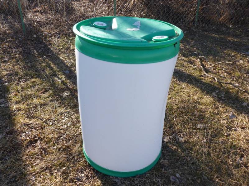 lot 361 image: Plastic Barrel
